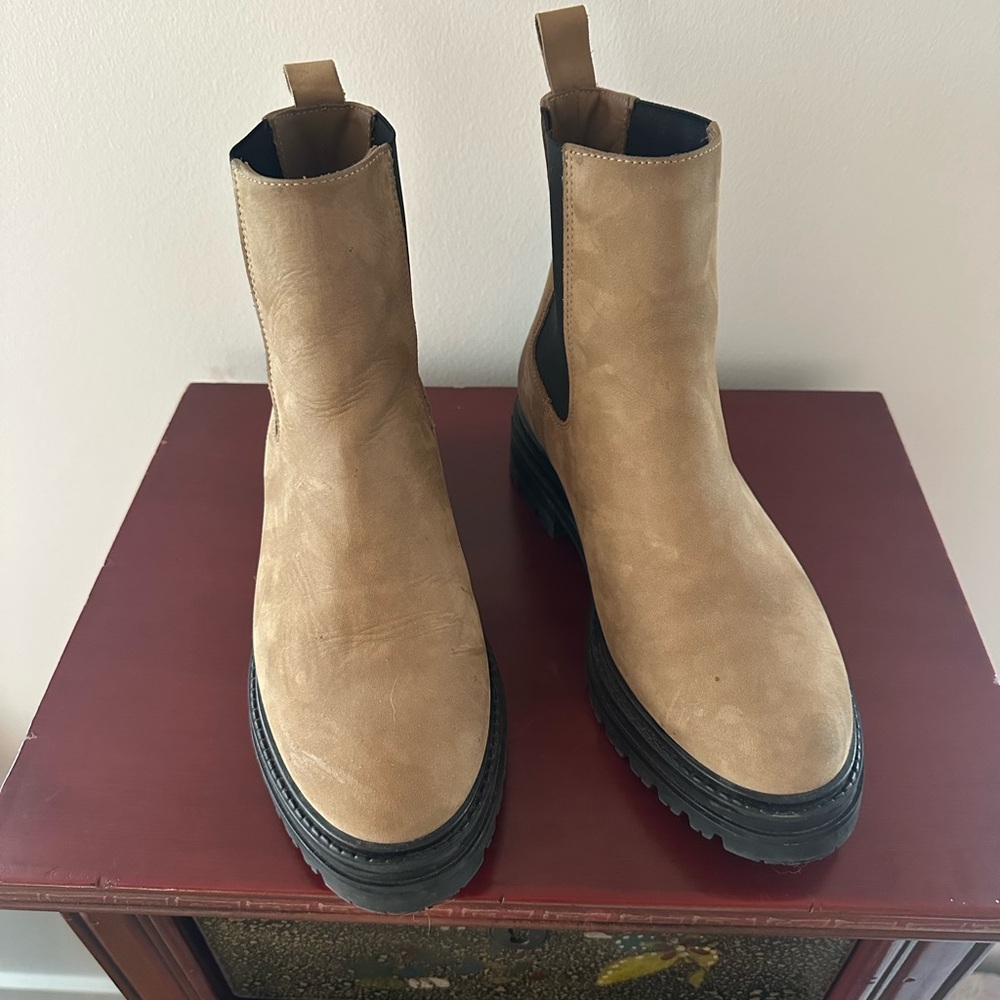 Jenni Kayne Brooklyn Lug Boot size 38. Color: Laurel